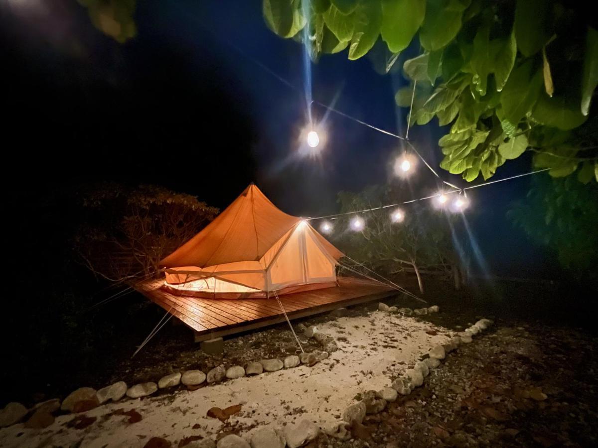 瓦艾特莫阿纳山林小屋 Avatoru 外观 照片